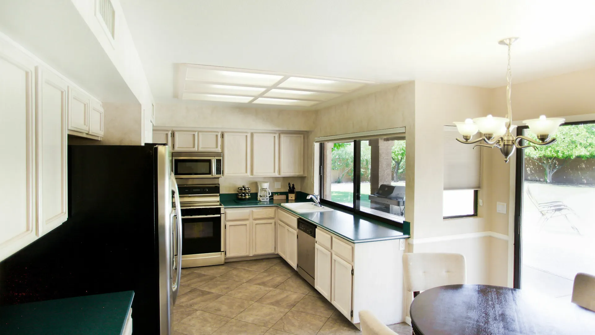 Avalon 4 Bedroom Home Скоттсдейл 0*,